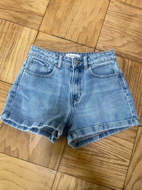 PacSun Light Wash Denim Roll-Hem mom Shorts
